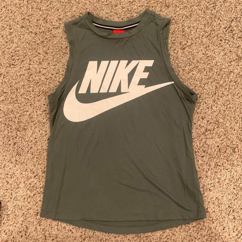 Nike Muscle Tee Workout Tank